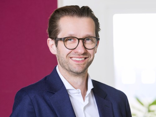 Prof. Dr. Dr. med. Martin Müller Prof. Dr. Dr. med. Martin Müller